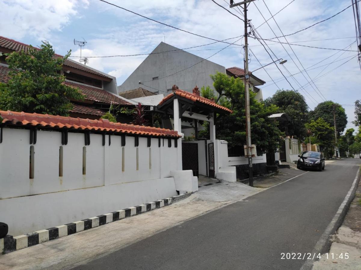Kelana 2 Nice Homestay Semarang Exterior foto